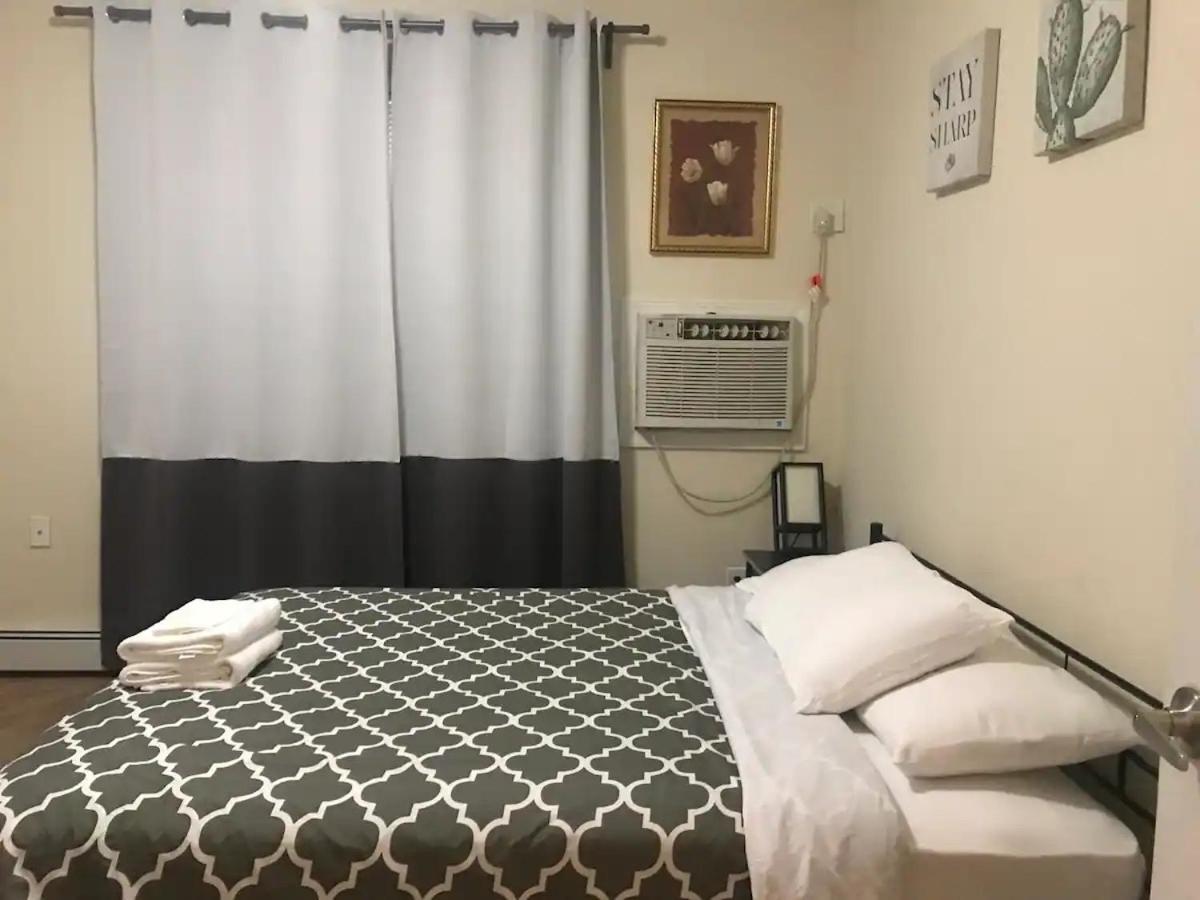 Charming Urban Apartment Getaway Провидънс Екстериор снимка